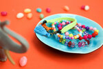 Perles pour enfant rondes et colorées 0 8 cm 275 pièces