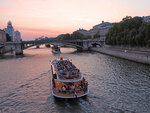 SMARTBOX - Coffret Cadeau Croisière sur la Seine à Paris avec champagne pour 2 personnes -  Sport & Aventure