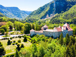 SMARTBOX - Coffret Cadeau Séjour de 2 jours dans un château 4* près d'Annecy -  Séjour