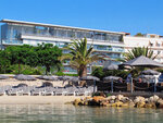 SMARTBOX - Coffret Cadeau 2 jours au bord de la mer en famille dans un hôtel 4* à Antibes -  Séjour