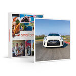 2 tours au volant d’une Nissan GTR sur le circuit de Dijon-Prenois - SMARTBOX - Coffret Cadeau Sport & Aventure
