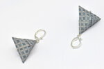 Boucles d'oreille papier origami triangle gris bleuté