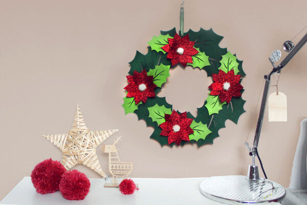 Couronne de Noël en feutrine à monter 40 cm