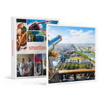SMARTBOX - Coffret Cadeau Billet-coupe file pour le 2e étage de la tour Eiffel et audio-guide pour 2 adultes et 1 enfant -  Sport & Aventure