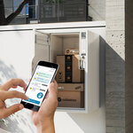 Boîte aux lettres et colis 2-en-1 connectée Boks One + Porte arrière pour encastrement (RAL 7016)