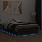 vidaXL Cadre de lit avec LED sans matelas chêne marron 140x190 cm
