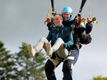 SMARTBOX - Coffret Cadeau Saut en parachute tandem à Gap-Tallard dans les Alpes du Sud -  Sport & Aventure