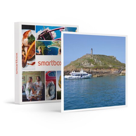 SMARTBOX - Coffret Cadeau Séjour charmant avec excursion en croisière sur la côte de Granit rose -  Séjour
