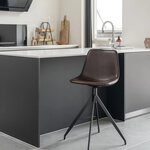 Chaise de comptoir en cuir synthétique marron avec pieds noirs