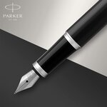 PARKER IM Stylo plume  laque noire  plume moyenne  encre bleue  Coffret cadeau