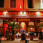 Dîner à la carte au cintra  institution culinaire et patrimoine de lyon - dakotabox - coffret cadeau gastronomie