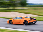 Pilotage ou baptême à sensations : 2 tours en lamborghini huracan sur le circuit du mans - smartbox - coffret cadeau sport & aventure