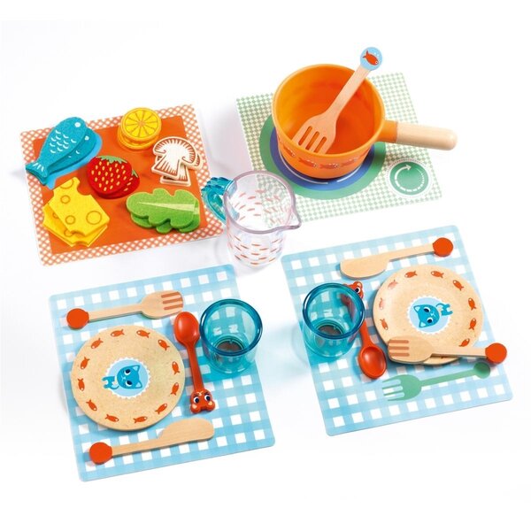 Djeco DJ06547 - Jeu de rôle Cuisine pour enfants - À table les chats