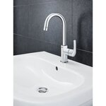 GROHE Mitigeur lavabo Eurosmart 23537002 - Bec haut pivotant 360°- Limiteur de température - Economie d'eau - Chrome - Taille L