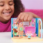 Spin Master 6064151 - Gabby's Dollhouse Playset Deluxe Atelier Bébé Boîte