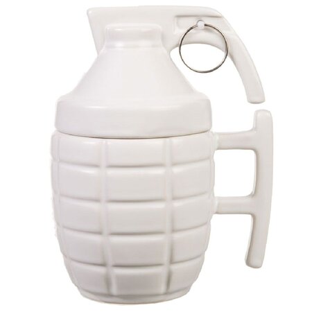 Tasse en céramique blanche grenade