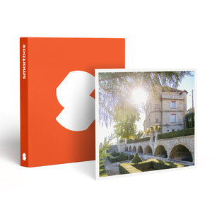 SMARTBOX - Coffret Cadeau 3 jours en suite en famille dans un château à Valensole -  Séjour