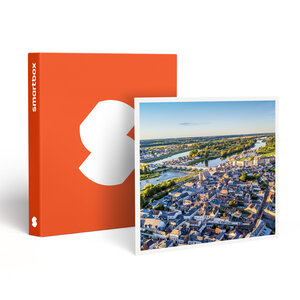 SMARTBOX - Coffret Cadeau Vol en hélicoptère de 30 min pour 2 au-dessus des châteaux de Tours et de Villandry -  Sport & Aventure