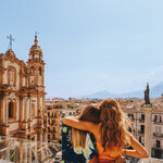 SMARTBOX - Coffret Cadeau Escapade entre meilleurs amis dans les plus belles villes -  Séjour