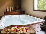 SMARTBOX - Coffret Cadeau Massage et accès à l'espace bien-être de l'hôtel 4* Best Western de Grasse -  Bien-être
