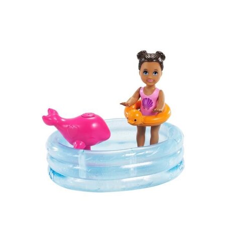 Barbie coffret babysitter piscine La Poste