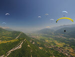 Vol ascendance de 25 min en parapente en duo au-dessus du lac d'annecy - smartbox - coffret cadeau sport & aventure