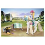71354 Isabella  and  lioness aire de lavage