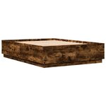 vidaXL Cadre de lit avec LED sans matelas chêne fumé 140x200 cm