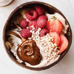 Coffret cadeaux 2 bols et 2 cuillères en coco et une bougie aloe