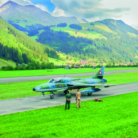 Vol exclusif en suisse à bord d'un avion hawker hunter jet fighter - smartbox - coffret cadeau sport & aventure