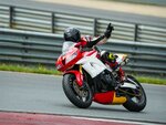 SMARTBOX - Coffret Cadeau Stage de pilotage moto sur le circuit de Haute Saintonge -  Sport & Aventure