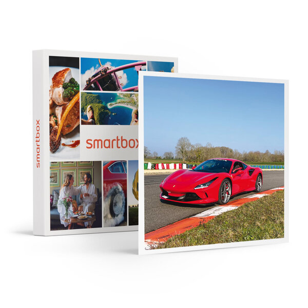 5 tours au volant d'une ac cobra et ferrari 458 italia avec baptême de drift sur le circuit lohéac - smartbox - coffret cadeau sport & aventure