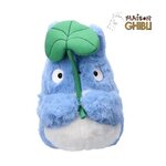 Peluche nakayoshi totoro bleu avec feuille