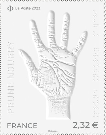 Timbre - Prune Nourry - Lettre verte