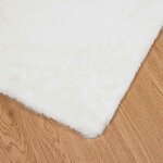 vidaXL Tapis en Fourrure Synthétique de Lapin Olite Blanc 140 x 200 cm