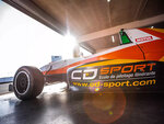 SMARTBOX - Coffret Cadeau Pilotage sur circuit : 10 à 14 tours au volant d’une Formule 4 Tatuus -  Sport & Aventure