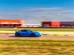 Sensations fortes près de paris : 2 tours en porsche cayman 718 gt4 à la ferté-gaucher - smartbox - coffret cadeau sport & aventure