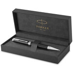 Stylo bille PARKER INGENUITY  Noir  Finition chromée  recharge encre noire pointe moyenne  coffret cadeau