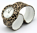 Montre classic bracelet leopard et cadran blanc