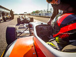SMARTBOX - Coffret Cadeau 6 tours au volant d’une Formule Renault 2.0 sur le circuit de la Ferté-Gaucher -  Sport & Aventure