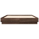vidaXL Cadre de lit avec LED sans matelas chêne marron 135x190 cm