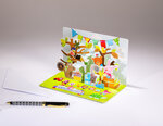 Carte pop up mise en scène- joyeux anniversaire enfant- petits animaux mignons dans une forêt de cadeaux