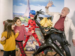 SMARTBOX - Coffret Cadeau Sortie en famille à Paris : billets pour 2 adultes et 2 enfants pour 2024 au musée Grévin -  Multi-thèmes