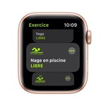 Apple Watch SE GPS + Cellular, 44mm Boîtier en Aluminium Or avec Bracelet Sport Prune