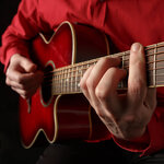 SMARTBOX - Coffret Cadeau - Cours de piano, guitare, basse ou batterie en ligne -
