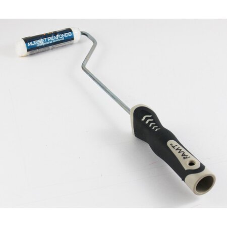 Rouleau brosse spécial radiateur - 15 mm - peintures mates ou satinées - fibres polyamides 12 mm - manche et rouleau - amt