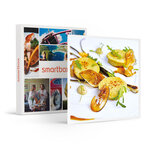 SMARTBOX - Coffret Cadeau Repas gourmet dans un restaurant 1 étoile au Guide MICHELIN 2022 avec spectacle à Paris -  Gastronomie