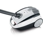 SEVERIN BC7035 Aspirateur avec sac, Capacité du sac microfibre à fermeture hygiénique : 2 L, Brosse soft sound + brosse parquet XL