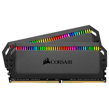 CORSAIR Mémoire PC DDR4 - Dominator RGB PRO 16GB (2x8GB) - 3200Mhz - CAS 16 (CMT16GX4M2E3200C16)