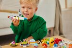 LEGO Classic - Ensemble de Construction Les Planètes Créatives 11037 pour Enfants